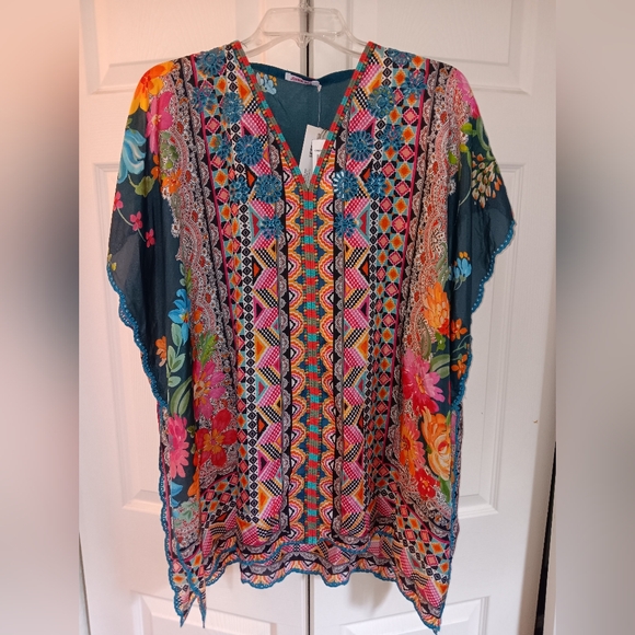 Johnny Was Silk Magdalene Poncho. Size S. NWT!! - Picture 3 of 11